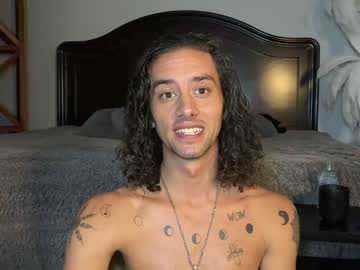 webcam man makingmoans live cam image #6415808