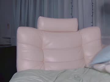 webcam couple williamandmia live cam image #6055757