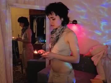webcam girl evaelfiej69 live cam image #12344971