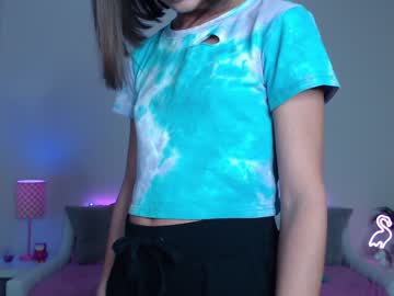 webcam girl holihurricane live cam image #1441872