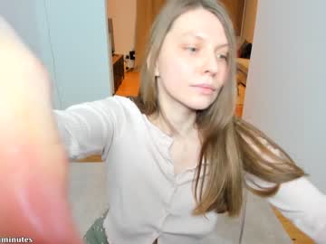 webcam girl giveyouelevenminutes live cam image #8464638