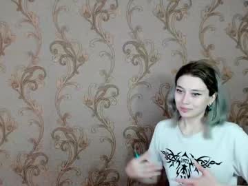 webcam girl yuinika_ live cam image #10092806