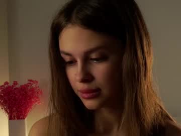 webcam girl a_whole_eternity live cam image #11871284