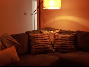 webcam couple ari_lovexo live cam image #10325387