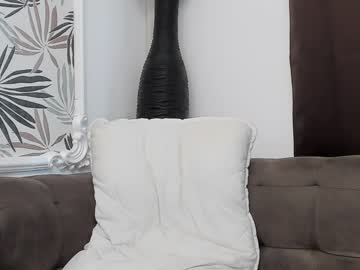 webcam girl crazzygirll live cam image #3358118