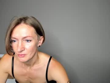 webcam girl dorothy_meyer live cam image #6582200
