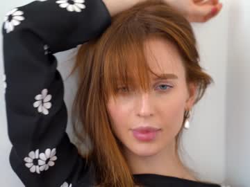 webcam girl ellaa91 live cam image #2211065