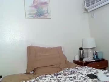 webcam couple chloe_and_dic live cam image #4962643