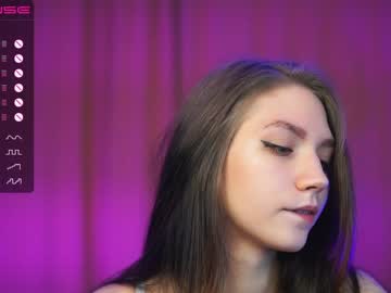 webcam girl angels_kiss live cam image #3637401