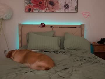 webcam couple ari_lovexo live cam image #10760989