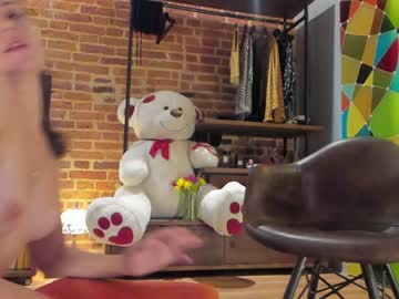 webcam girl michi_souffl live cam image #1945592