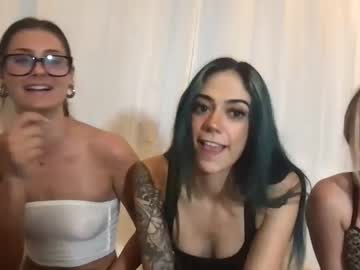 webcam girl daisymodeling live cam image #10134646