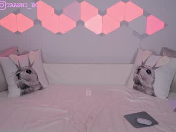 webcam girl taanni_bc live cam image #5219516