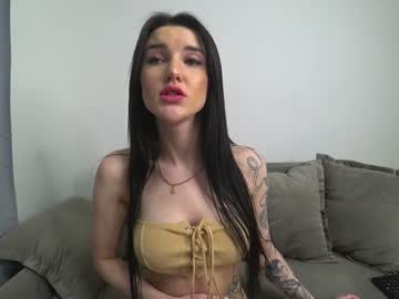 webcam girl marti_lovely live cam image #1526689