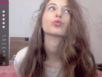 webcam girl maya20022 live cam image #2820347