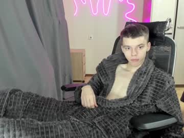 webcam man guy_liam1 live cam image #8156561