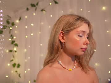 webcam girl april_blush live cam image #11631773