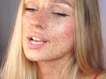 webcam girl artease live cam image #7427222