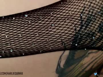 webcam girl harliequinnx live cam image #8588745