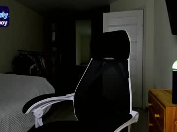 webcam man cuute_boy live cam image #5941789