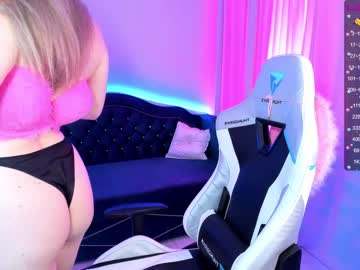 webcam girl gemmaroberts live cam image #1639692