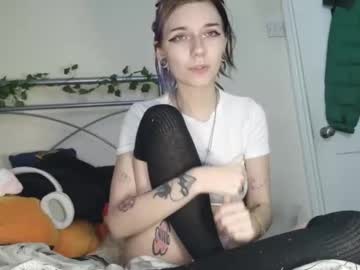 webcam girl lizzyylovesick live cam image #9800480