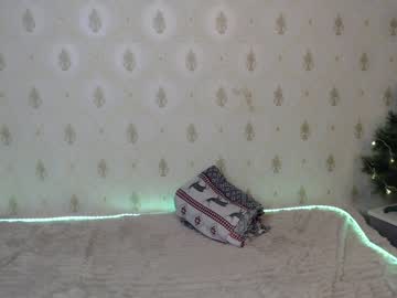 webcam girl maiia_sweety live cam image #973093