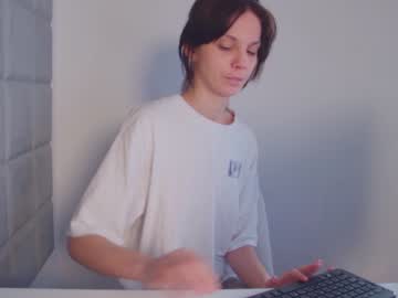 webcam girl careful_i_bite live cam image #7802060