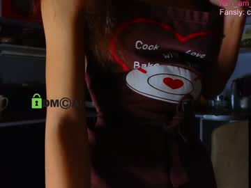 webcam girl crazzy_cherry live cam image #11792193