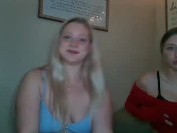 webcam couple 2prettylittlething2 live cam image #8865172