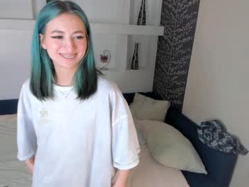 webcam girl joangawne live cam image #11570654