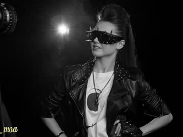 webcam girl lettymoa live cam image #9069994