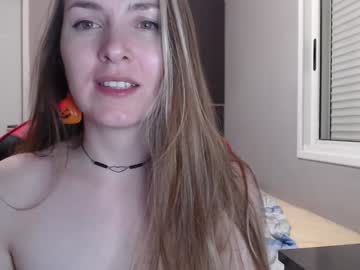 webcam girl naughty_popa live cam image #10917945
