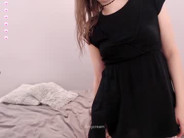 webcam girl amycream live cam image #1408019