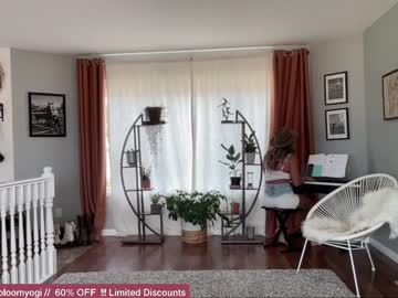 webcam girl bloomyogi live cam image #3506329