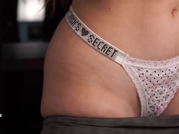 webcam girl sweety_rinushka_ live cam image #2395185