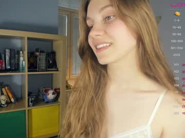 webcam girl youne_and_beautiful live cam image #6101330
