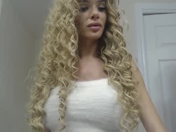 webcam tranny bigdicktrannynicole live cam image #179614