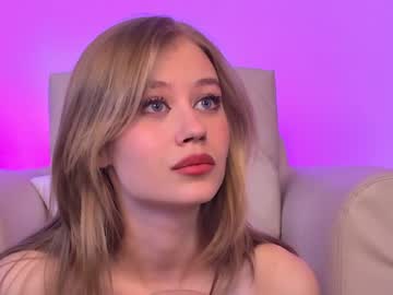 webcam girl shycinderella live cam image #697801