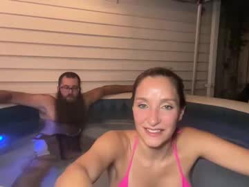 webcam couple beauty_thebeard live cam image #2774434