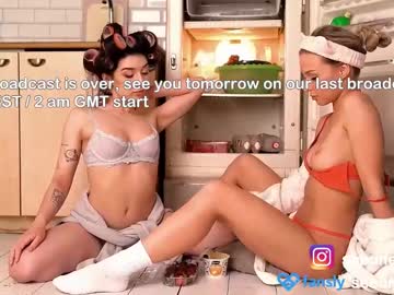 webcam girl seeunexttime live cam image #10985502