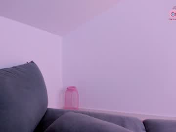 webcam girl aalliyahh live cam image #4091031