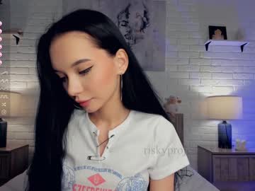 webcam girl riskyproject live cam image #7691568