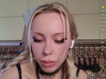 webcam girl 2badforyou live cam image #11935393
