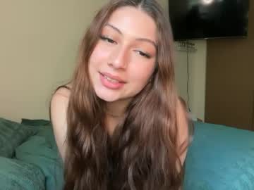 webcam girl cami_calderon live cam image #12750369