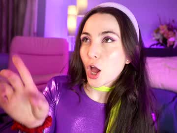 webcam girl littlee33 live cam image #10869436