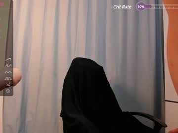 webcam girl nerdy_freyua live cam image #7305797