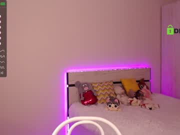 webcam girl princess_lolli live cam image #4258695