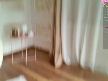 webcam girl rennatha21 live cam image #9828145