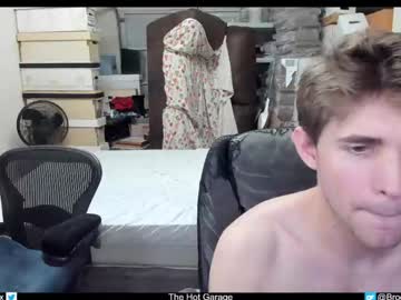 webcam man blakemiles2 live cam image #9677753